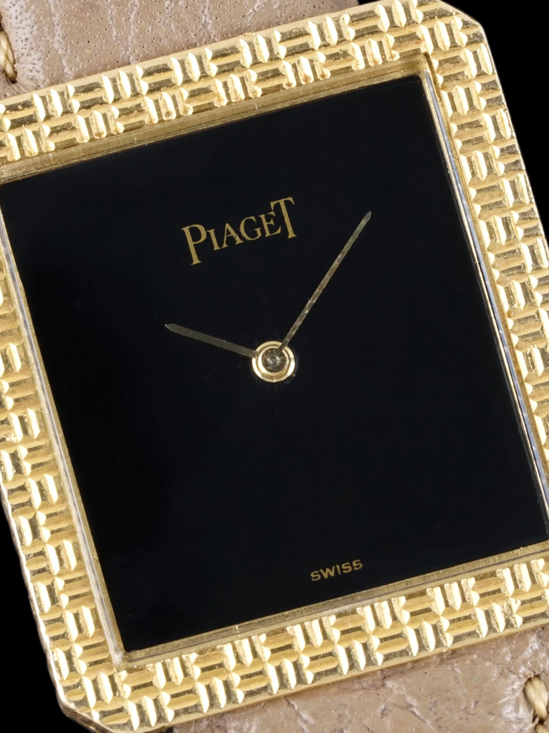 1970s Piaget 18K YG Tank (Ref. 91543) Onyx Dial