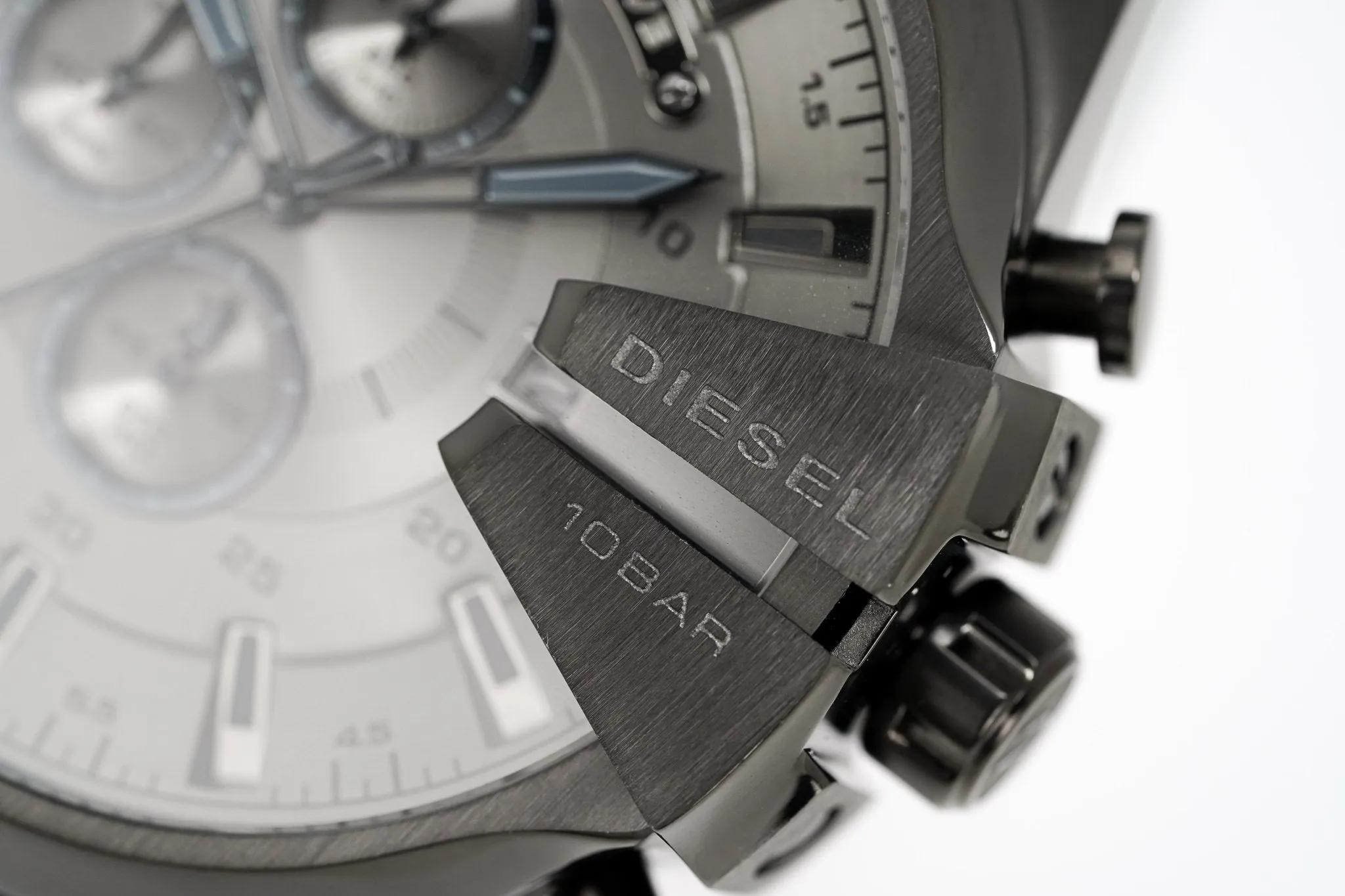 Diesel Men's Chronograph Watch Mega Chief Gunmetal Mesh