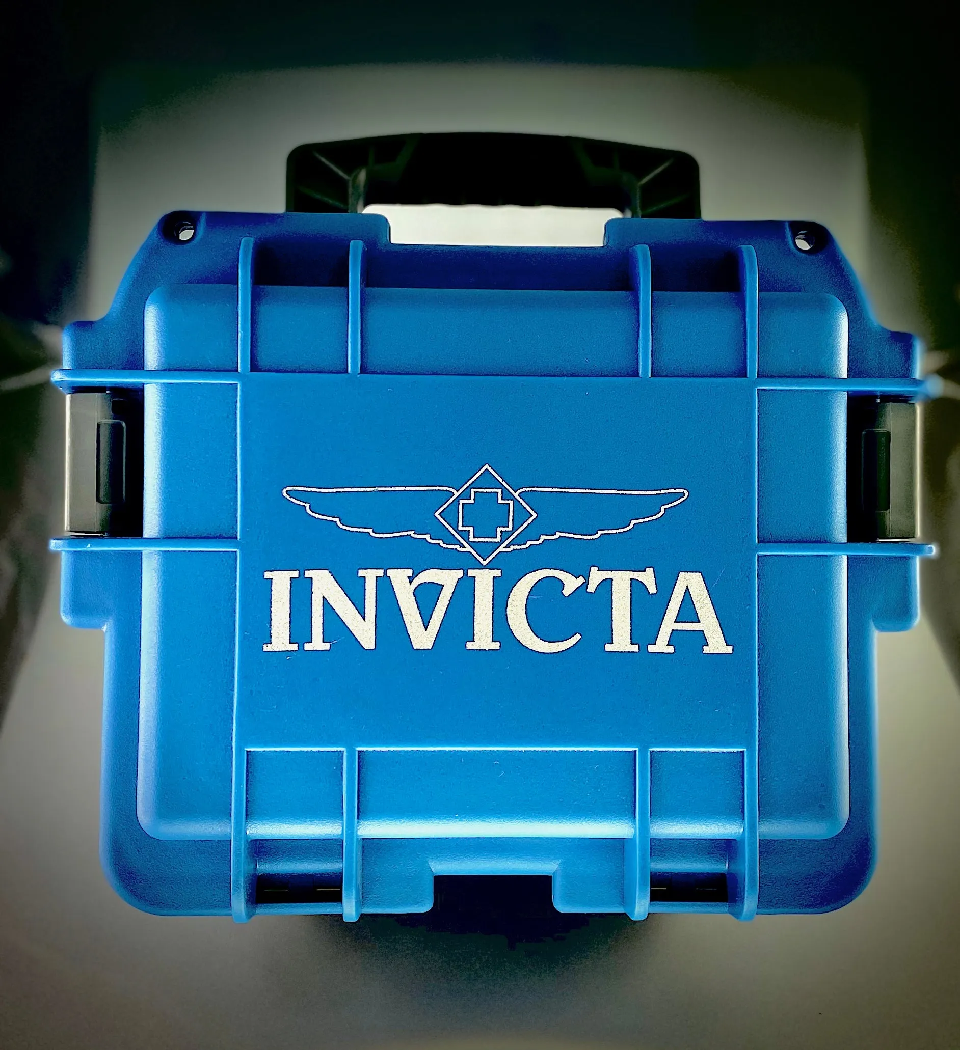 Plastic Invicta Watch Dive Case 3 Slot Blue